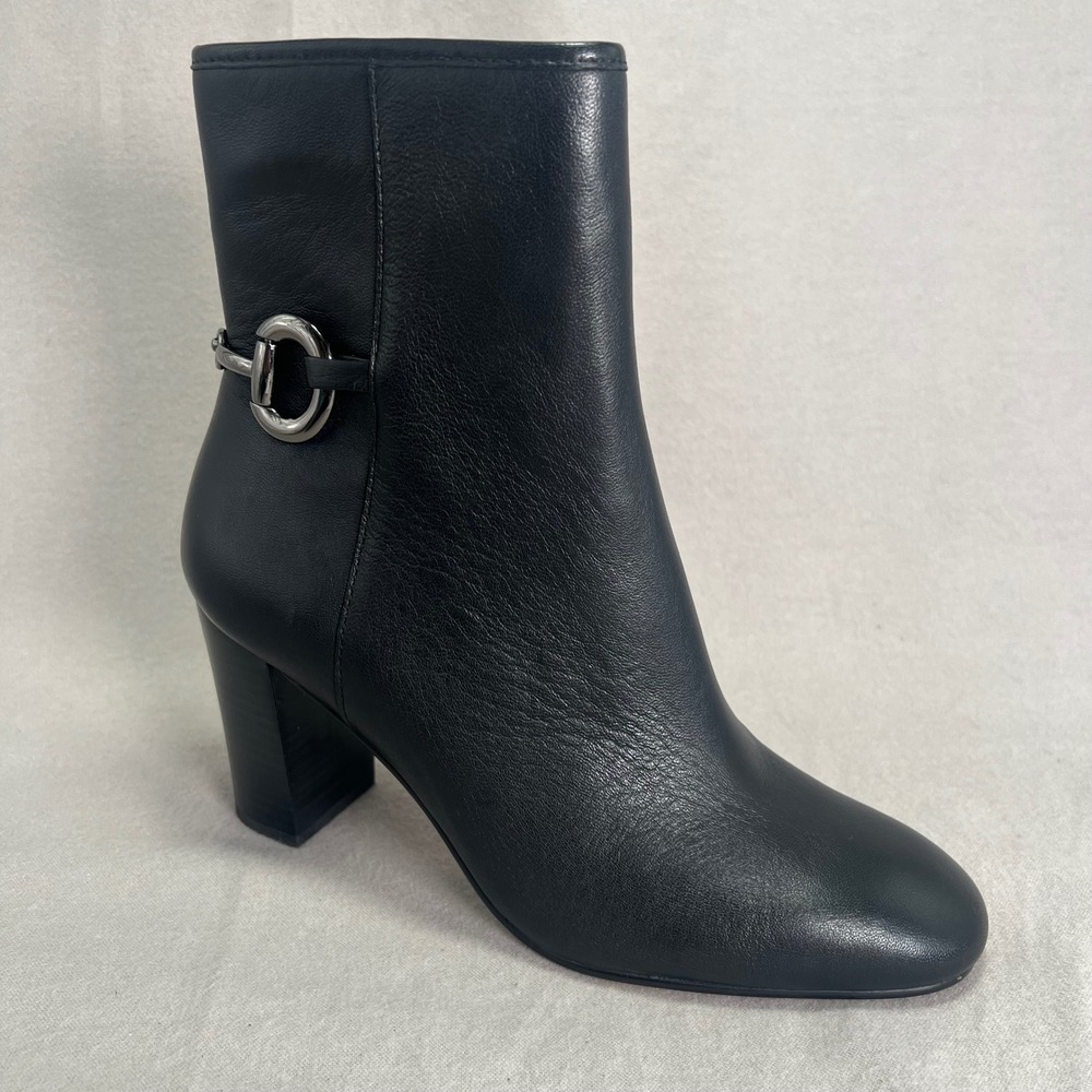 Johnston & Murphy Charlotte Bit Bootie Black Glove Leather Heeled Ankle Boots 8M